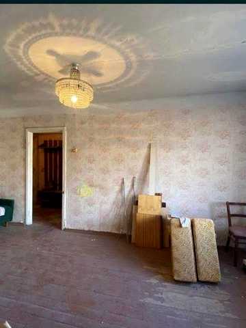 Продам 2-кімгатну квартиру на Карачунах (Центрально-Міський  район)
