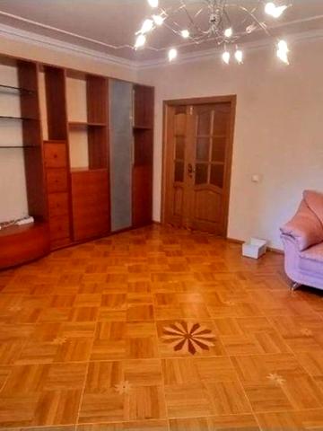 Продаж 3 кімнатной квартири Держ програми вул Вузівська 5 Лобановського проспект Севастопольска площа Правий берег