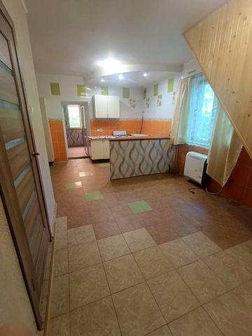Цегляний будинок село Халча