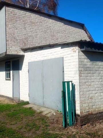 Продам будинок за містом
