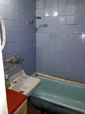 Продам квартиру 3-я в лузановке от собственника