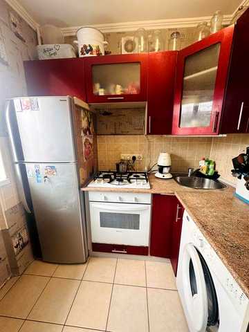 Продаж 1к квартири 30м² в центрі Борисполя, вул. Нижній Вал 5