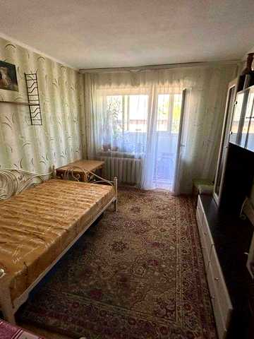 Продаж 2 к квартири поруч з парком Олександрія!