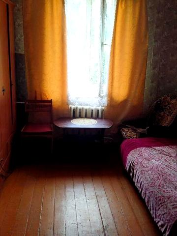 Продаж 1 кімн. квартири зі своїм двором на КРЕСі
