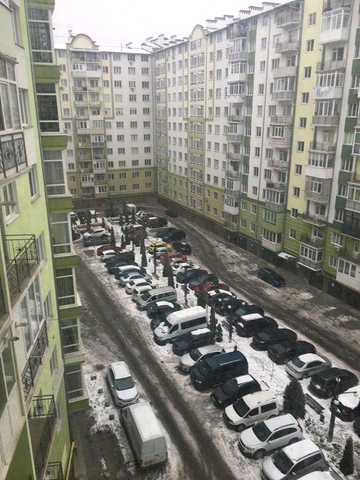 Продаю 3к квартиру сирець по вул. Джохара Дудаєва ЖК КИїВСЬКИЙ