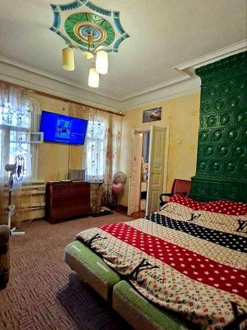Продається частина будинку район Першої поліклініки