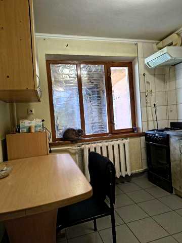 Продам 2к квартиру в Княжичах