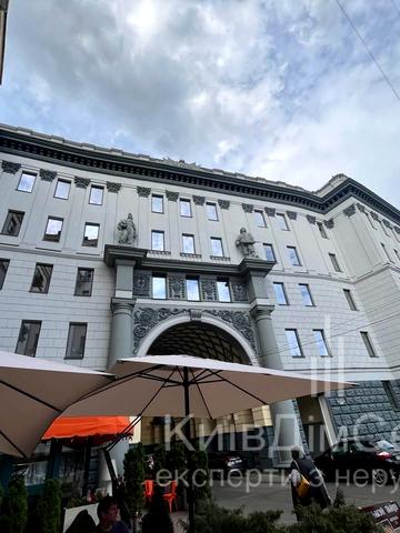 Прорізна вул., 10