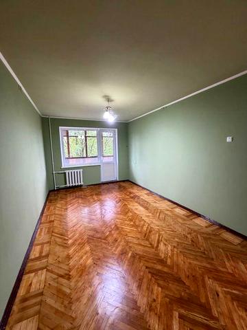 ТОРГ !!!Готова до продажу! Простора 2-кімнатна квартира 45 м²