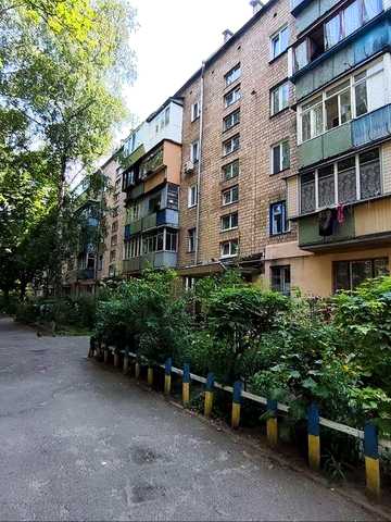 Продаж 2 кімнатної квартири вул Мрії