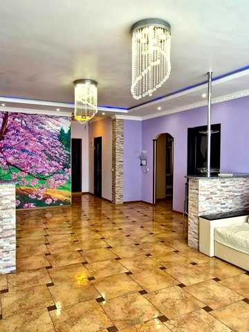 Продаж 4к квартири 125 м² з ремонтом біля метро Позняки. Мишуги 12. Без %.