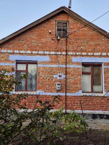 Продаю дом, село Зелёный Яр, 25 км от Николаева,60 кв м, 20 соток, 6000 дол. Сша
