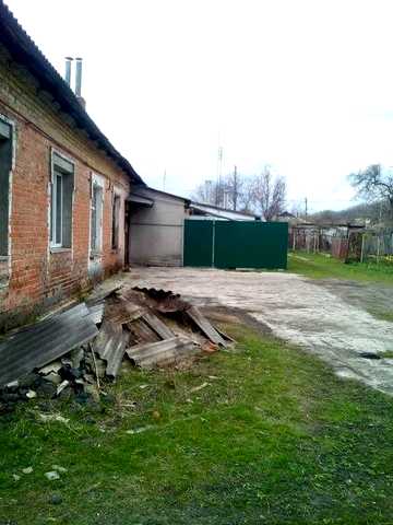 Продаж 2-кімнатної квартири під ремонт с.Сад