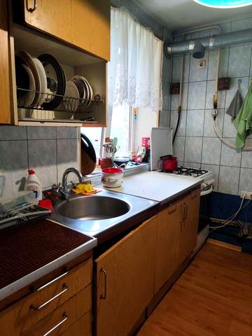 Оренда половини будинку