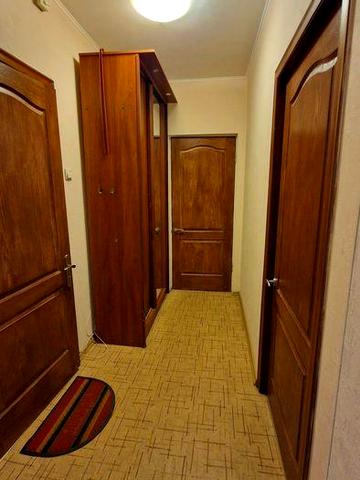 Вул. Братства Тарасівців  5а. Метро Харківська 10хв пішки. Оренда 2к квартири