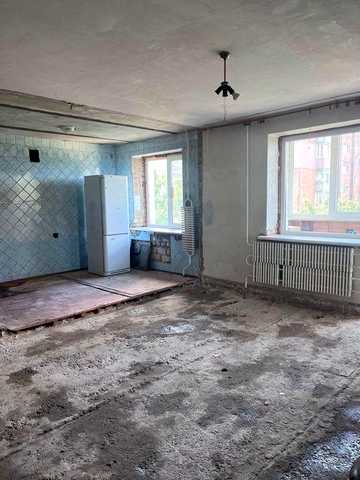 Продам 4 комнатную квартиру, вул.Академіка Богомольця,  Новожаново, завод Шевченко