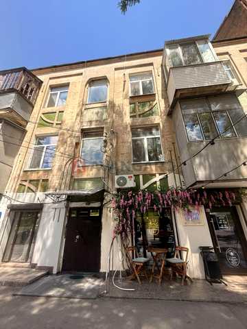 Святослава Хороброго вул., 6, Центральний, Дніпро, Дніпропетровська 52000 USD