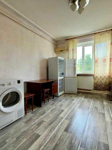 3 кімнатна 80 м.кв.
