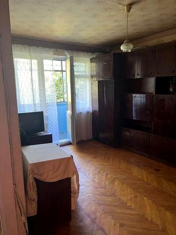 Сдам 2 ком квартиру метро Дворец Спорта . Жасминовый бульвар 12 4/5