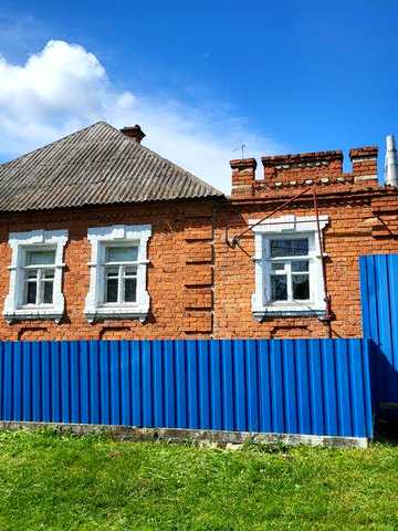 Будинок в селі Верхня Сироватка Сумського району