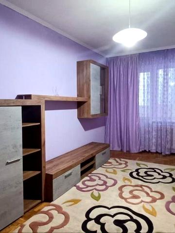 Квітневий пров., 1-Б