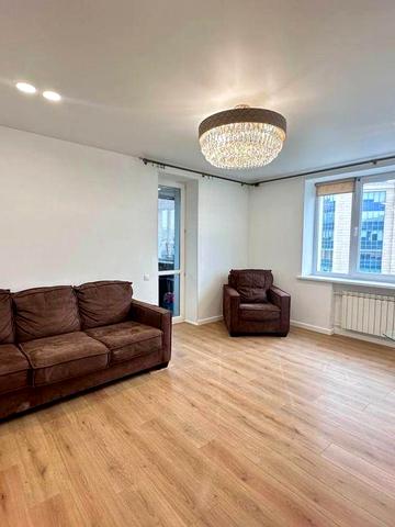 Продаж 3-кімнатної квартири 85 м², Печерськ, Омельяновича-Павленко 19, Суворова