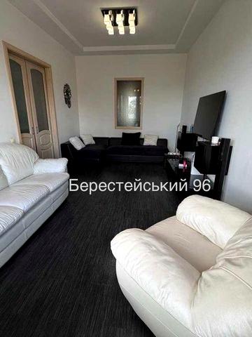 Продаж 3к квартир проспект Берестейський 96