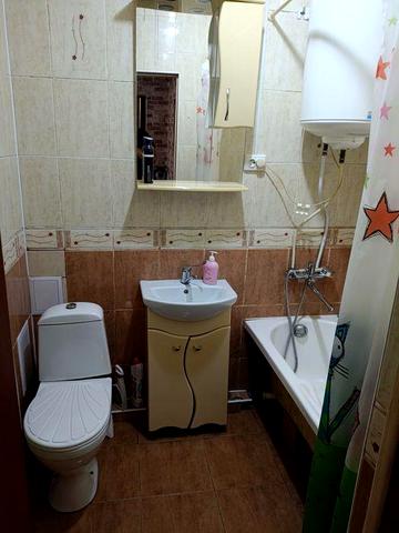 Здам двух кімнатну квартиру, хозяйка.
