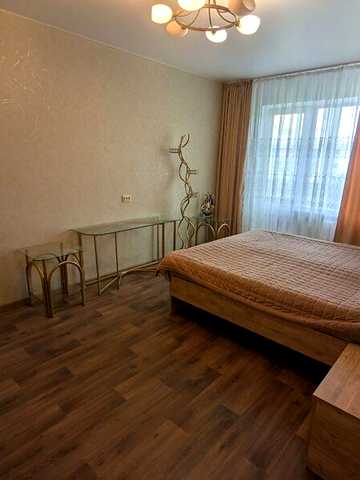 Довгострокова оренда 1к Квартира Коновальця Євгена вулиця