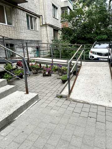 Продається 3-кімн.кв-ра по Миколайчука
