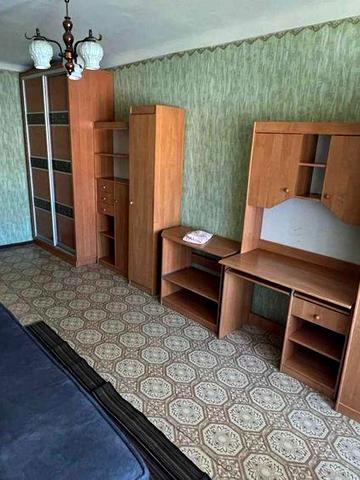 ПРОДАЄТЬСЯ ОДНО-кімнатна квартира