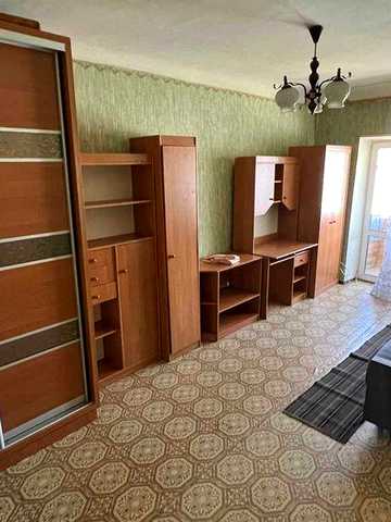 ПРОДАЄТЬСЯ ОДНО-кімнатна квартира
