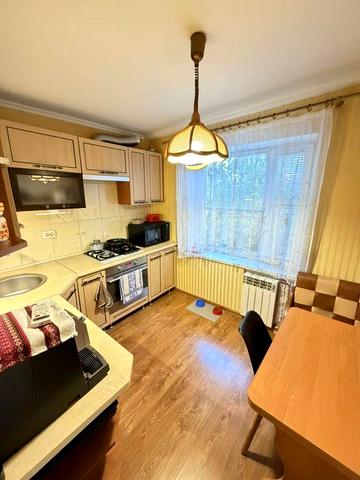 Продаж 1к квартири, р-н Кущівка