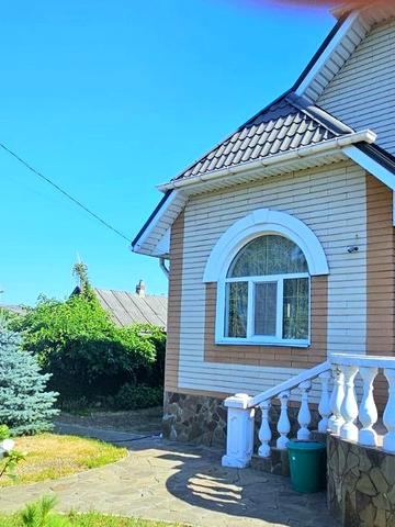 Червоної Кінноти вул., 4