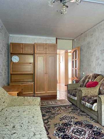 Продам 2-кімнатну квартиру, місто Богодухів (405183)