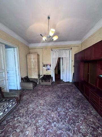 Продаж 2-кімнатної квартири в австрійському люксі в центрі міста