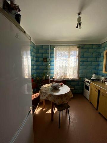 Продам 2-комн. Таврический