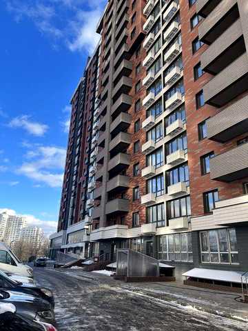 Без % продаж 4к з паркингом будинок заселений .ст.м Деміївська. ЖК West House