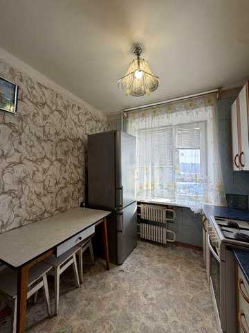 Продам двокімнатну квартиру