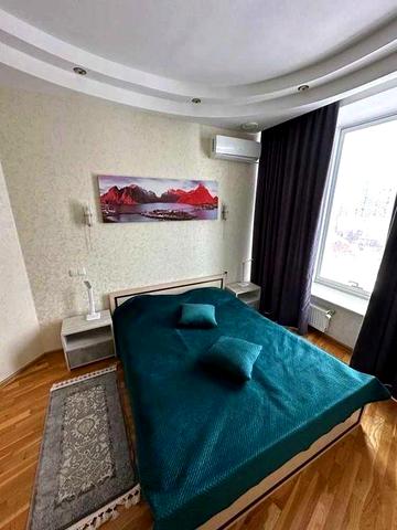 Сдаётся 2х комнтаная квартира в Мост-Сити , ул. Королевы Елизаветы II , 2