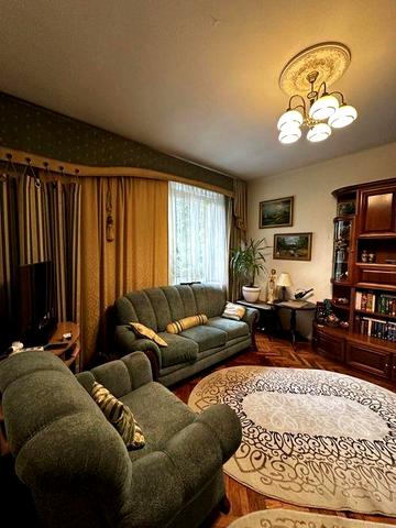 3 кімнатна квартира 84м2, центр, в. Коцюбинського