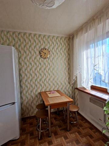 Продам 2к Центр Б.Хмельницького Торг.