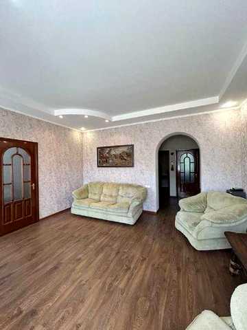 Продам 3 ком квартиру в Центре
