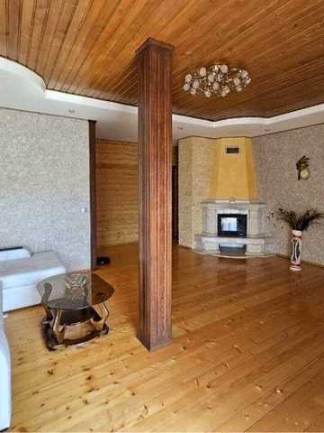 Продаж гарної великої квартири 105м2