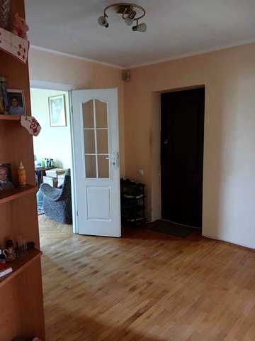 Продаж 2-кім вул. Трильовського, 14