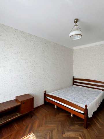 Продаж 2к Квартира Космонавтів вулиця