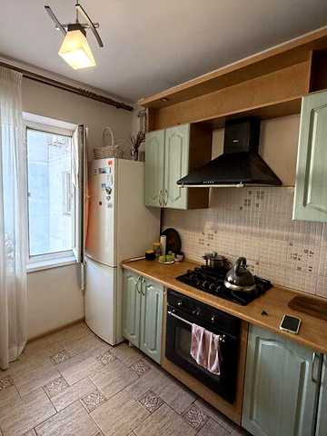 Продаж 3к Квартира Паркова вулиця