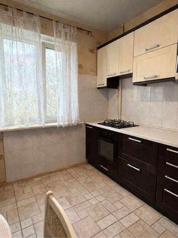 Продаж 2к квартири Шевченківський р-н Котарбінського 17