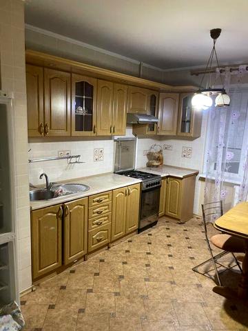 Квартира 3-х комн  69 м 2 эт Комкова 94 с кухней 12 кв м