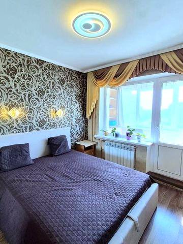 Оренда 3к.кв на Пісках, вул. В. Українця ; Здається вперше